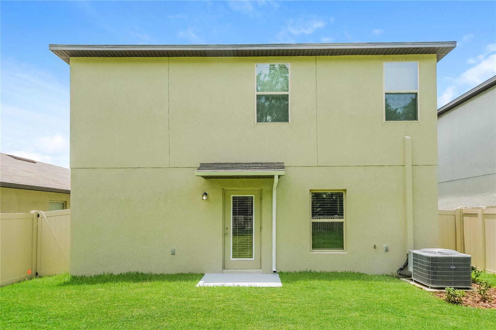 5227 WHITE CHICORY DR, APOLLO BEACH, FL, 33572