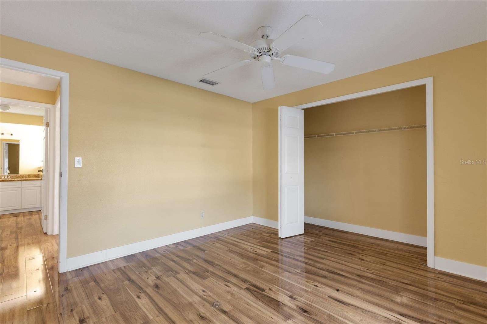 910 SE 23RD PL, CAPE CORAL, FL, 33990