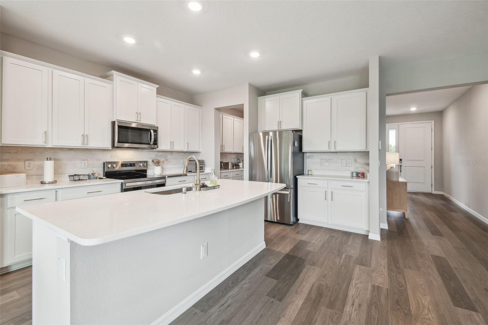 10437 FARM HILL AVE, LAND O LAKES, FL, 34638