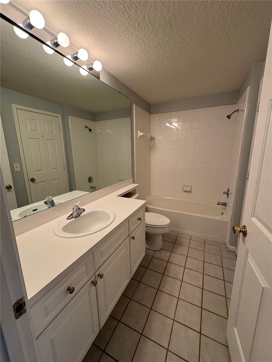 14205 FALLS CHURCH DR #2015, ORLANDO, FL, 32837