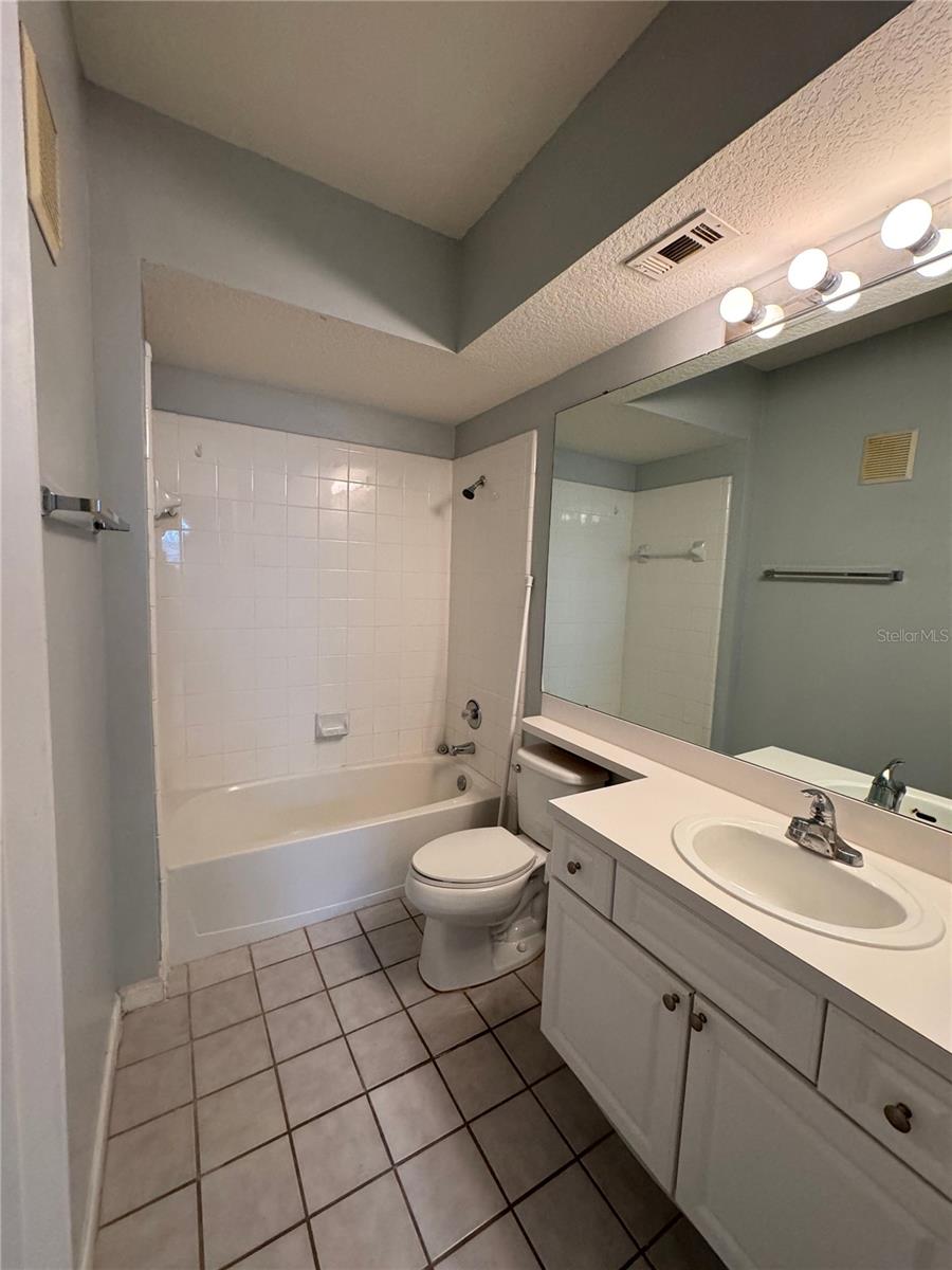 14205 FALLS CHURCH DR #2015, ORLANDO, FL, 32837