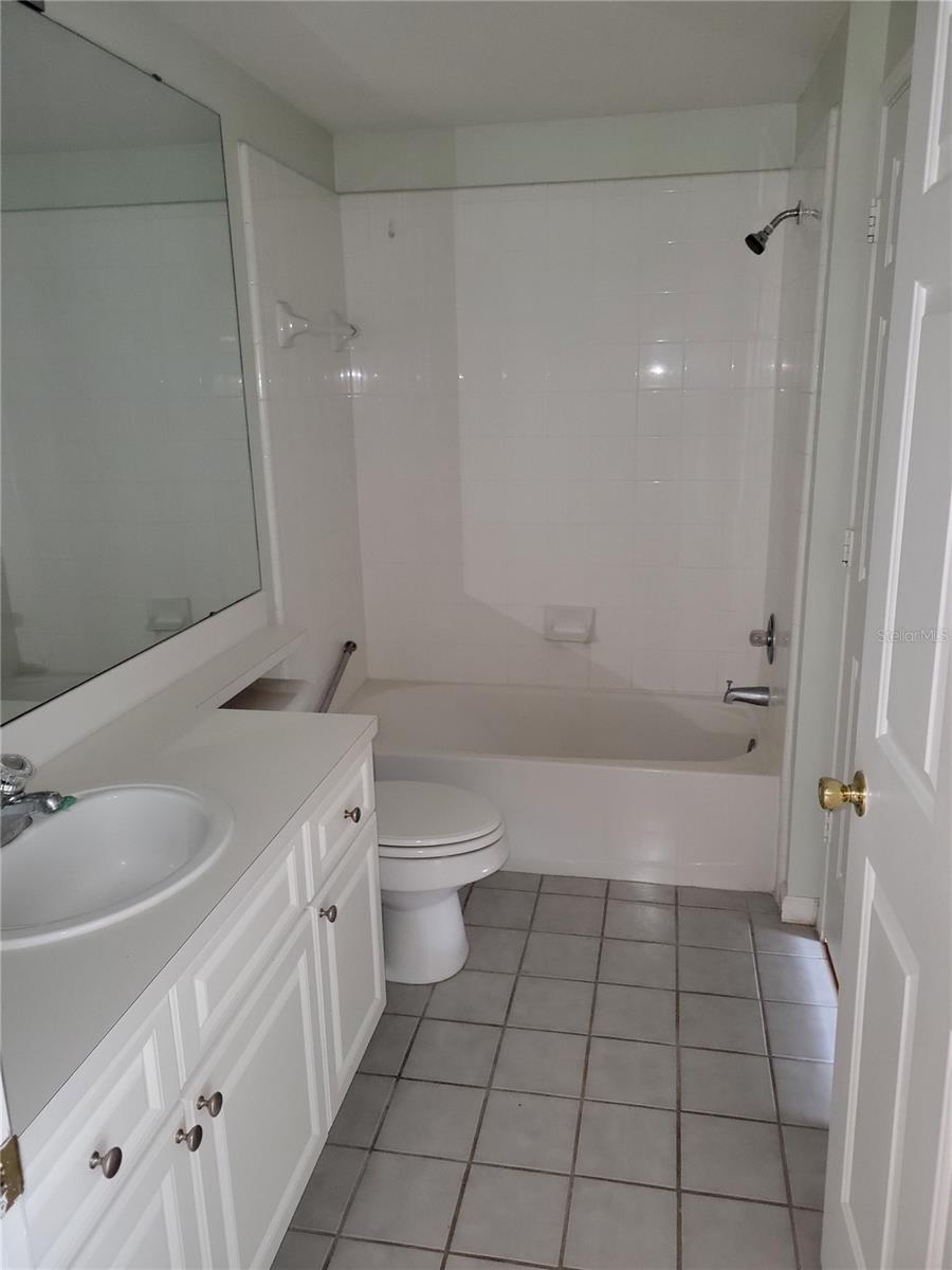 14205 FALLS CHURCH DR #2015, ORLANDO, FL, 32837