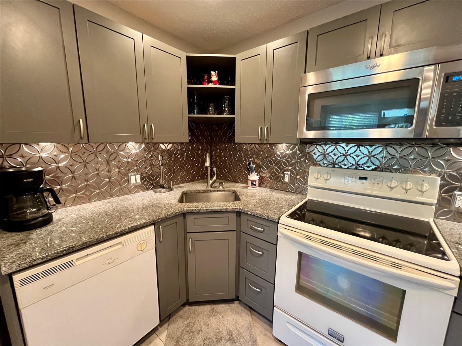 2457 ECUADORIAN WAY #27, CLEARWATER, FL, 33763