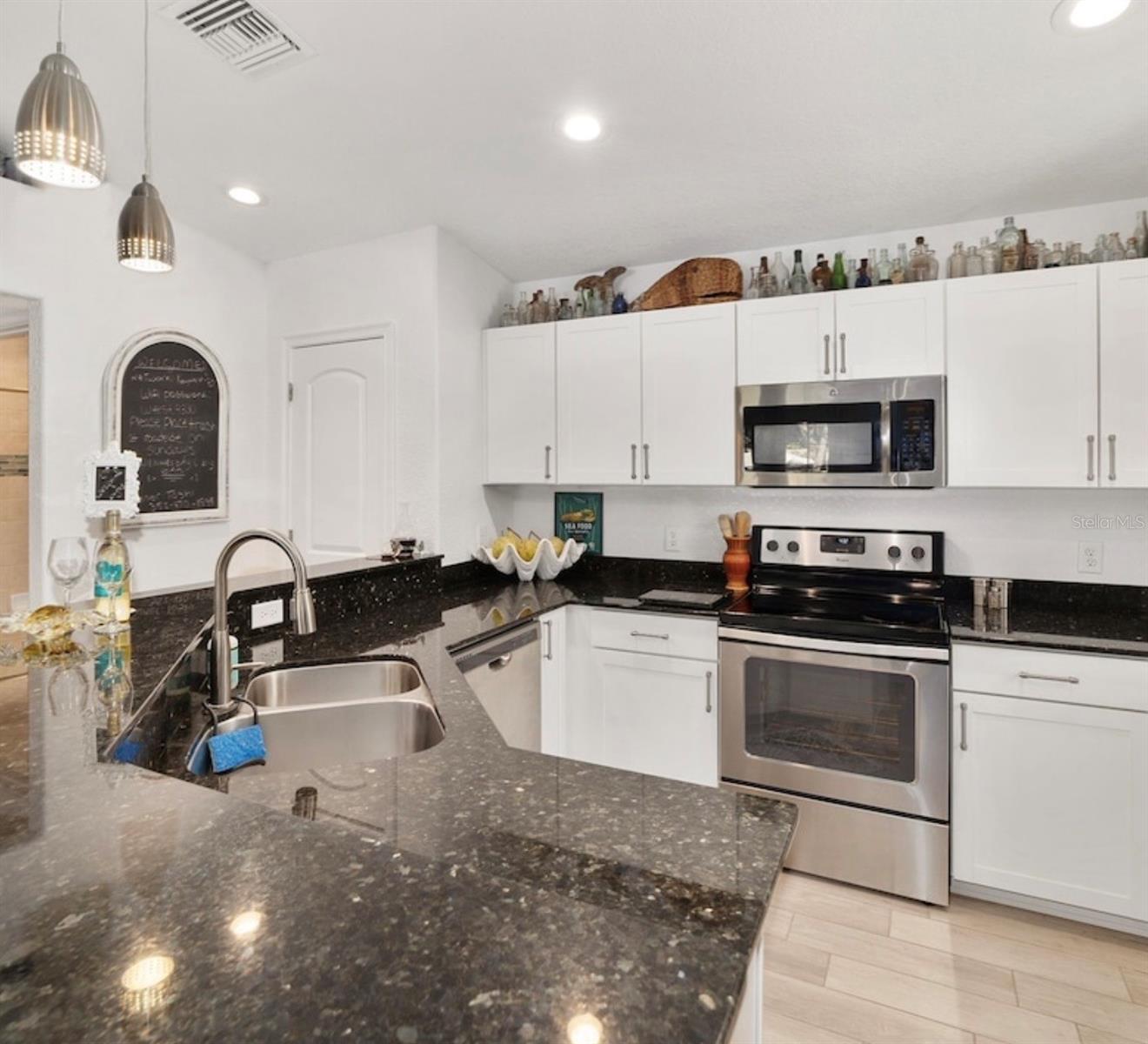 9330 SE 106TH PL, BELLEVIEW, FL, 34420