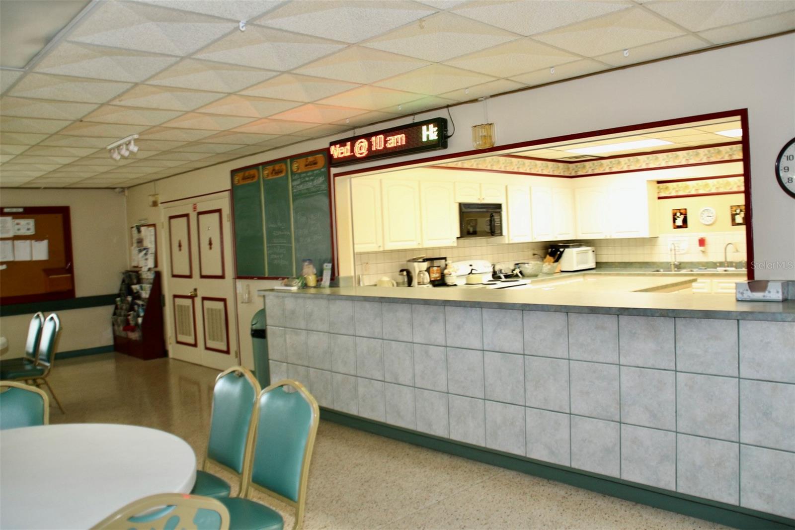 TB8388667 Property Photo