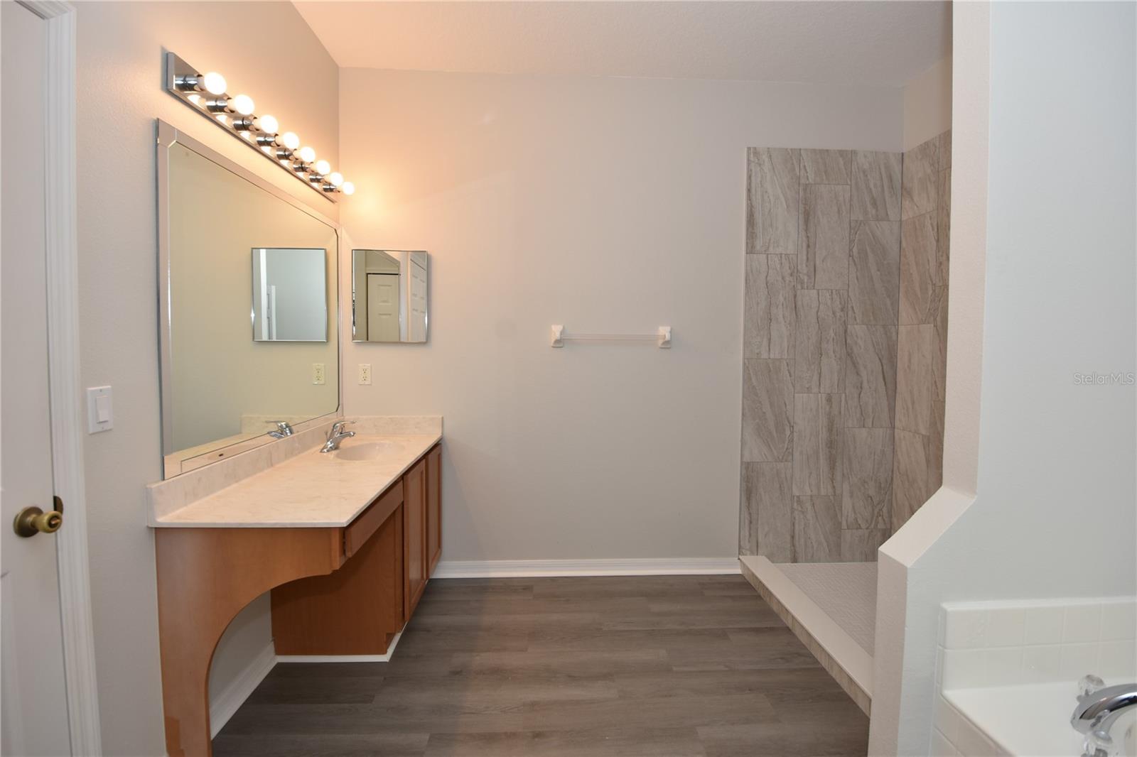 4 LYNN PL, PALM COAST, FL, 32137