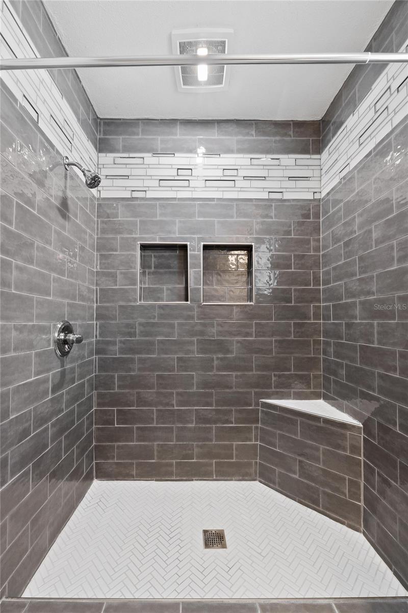 417 EL SALVADOR DR, LAKELAND, FL, 33809