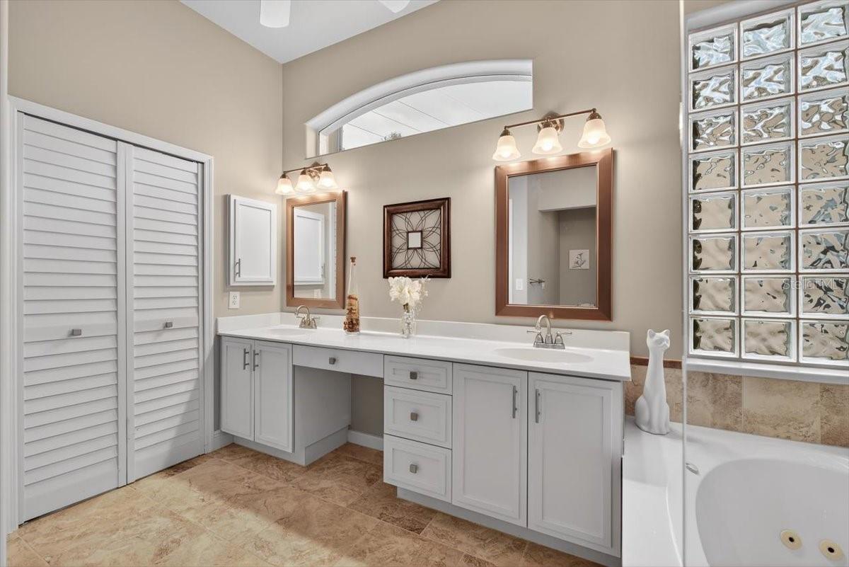 26111 FEATHERSOUND DR, PUNTA GORDA, FL, 33955