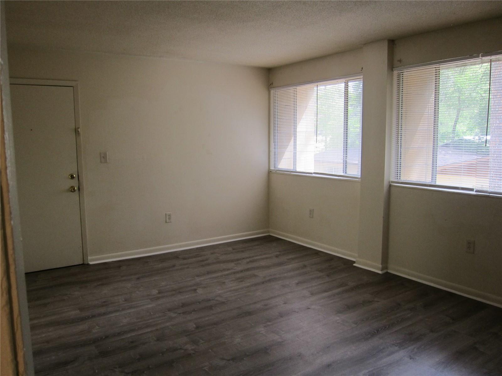 300 NW 20TH AVE #6, GAINESVILLE, FL, 32609