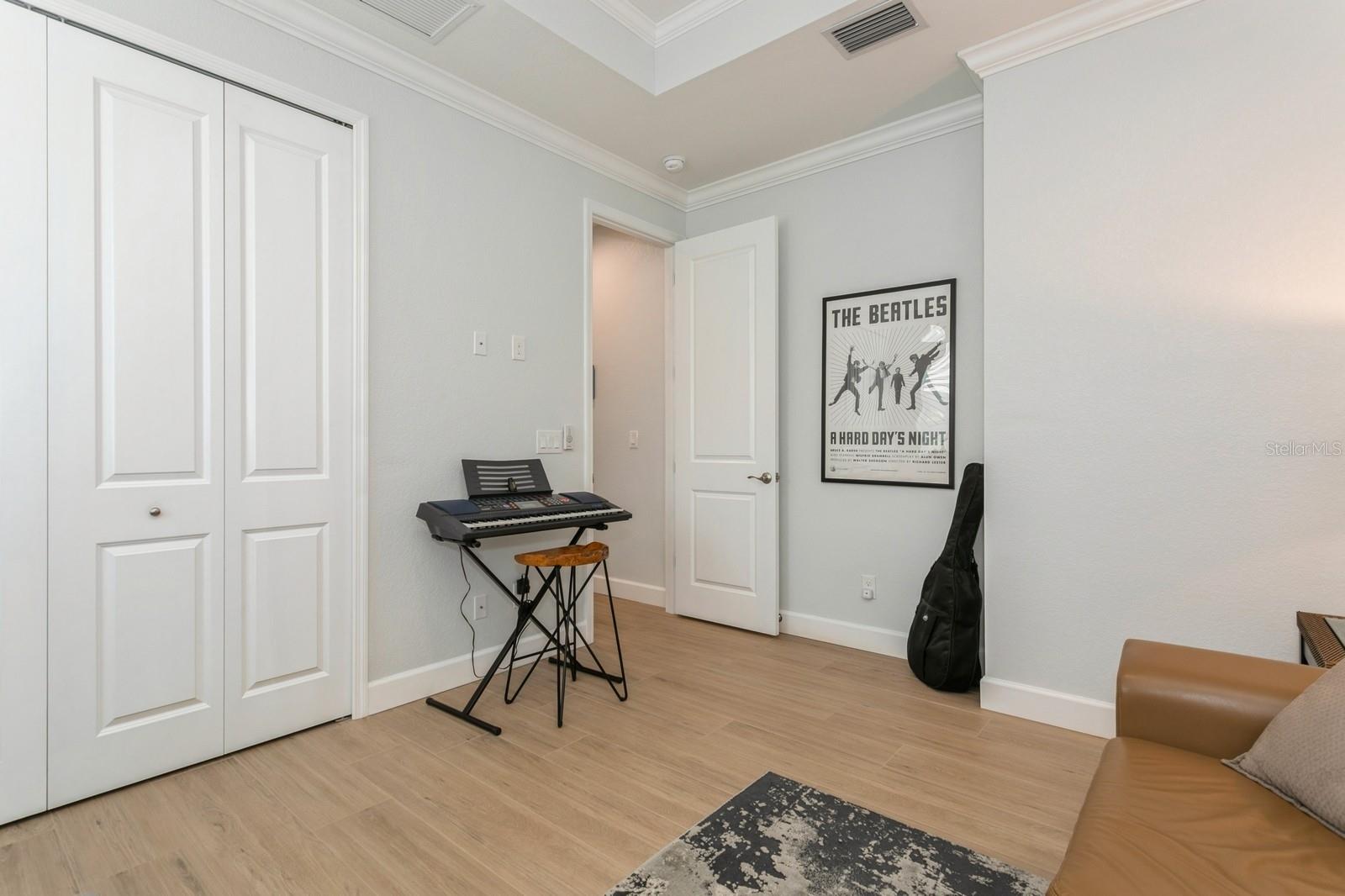 180 ROTONDA BLVD N, ROTONDA WEST, FL, 33947