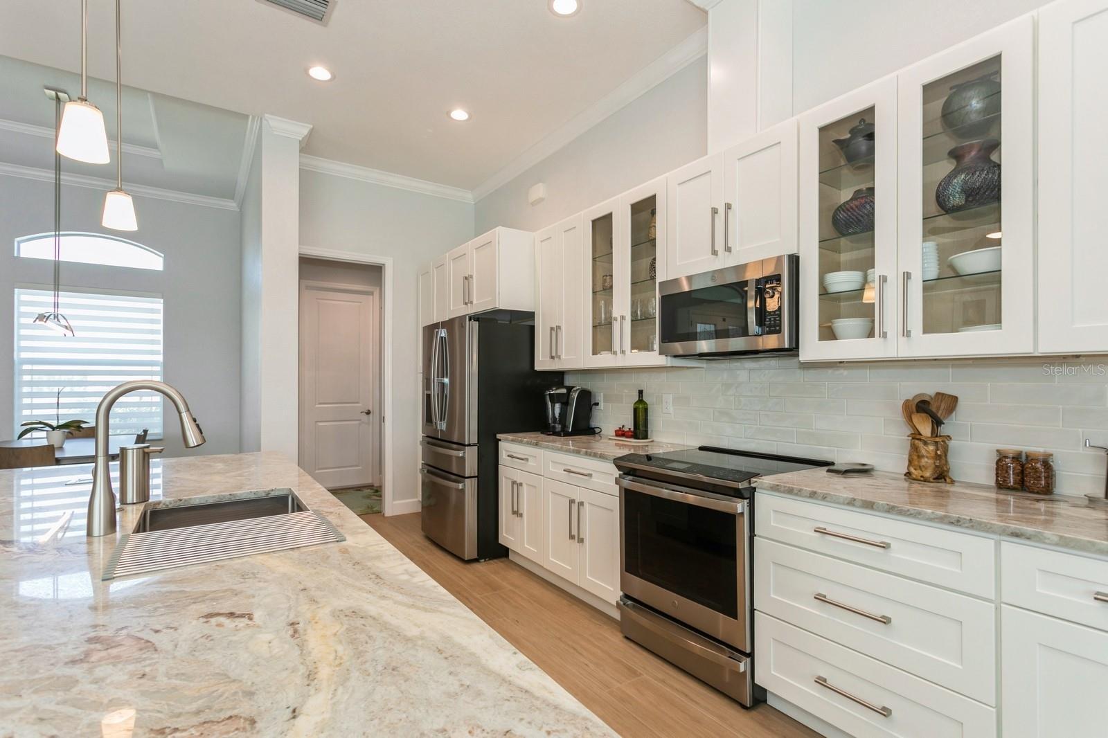 180 ROTONDA BLVD N, ROTONDA WEST, FL, 33947