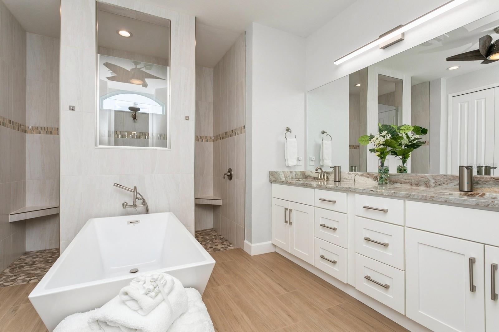 180 ROTONDA BLVD N, ROTONDA WEST, FL, 33947