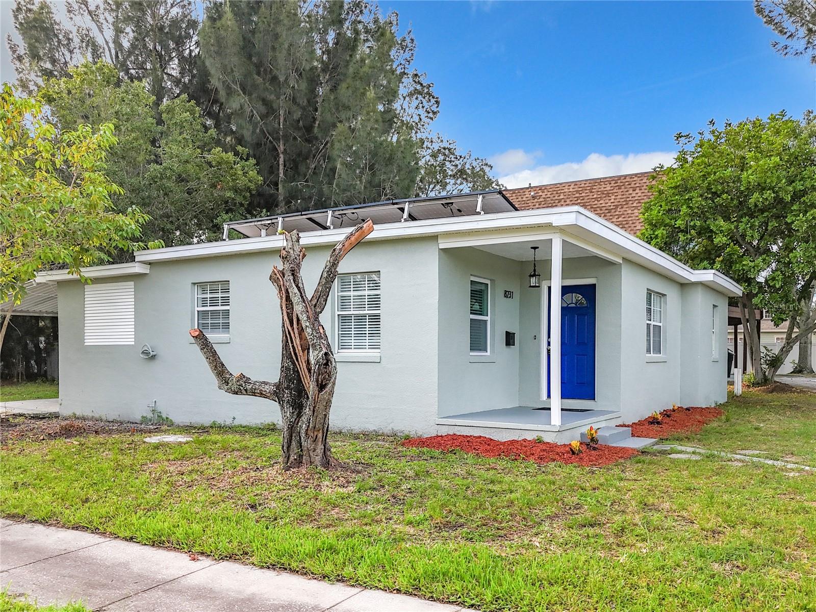 8231 RIVERSIDE DR NE, ST PETERSBURG, FL, 33702