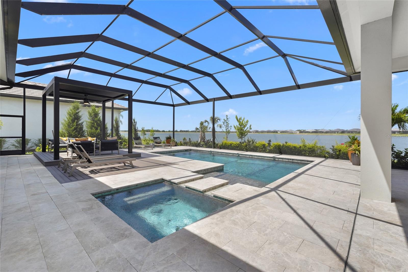 A4653436 Property Photo