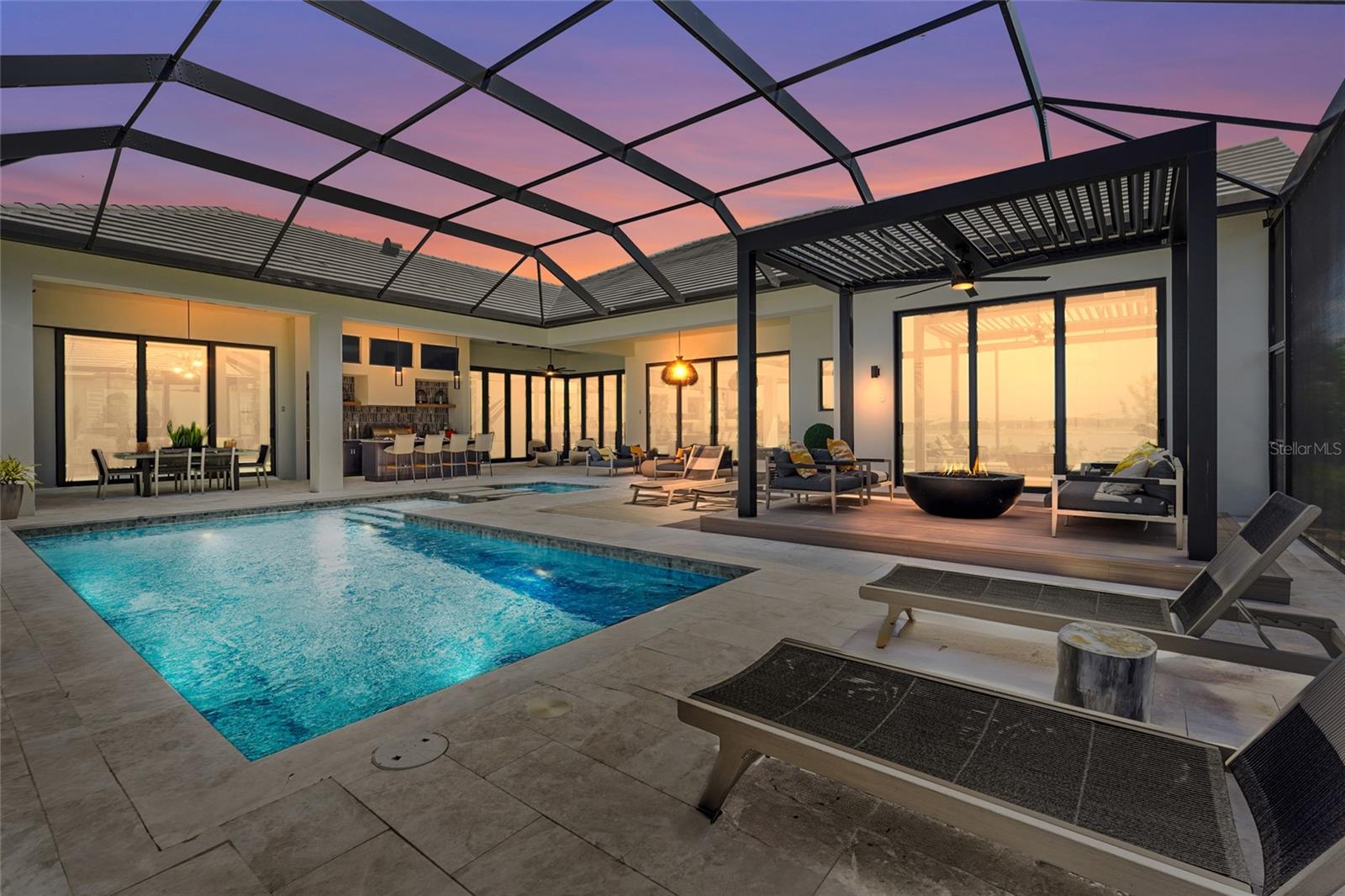 A4653436 Property Photo