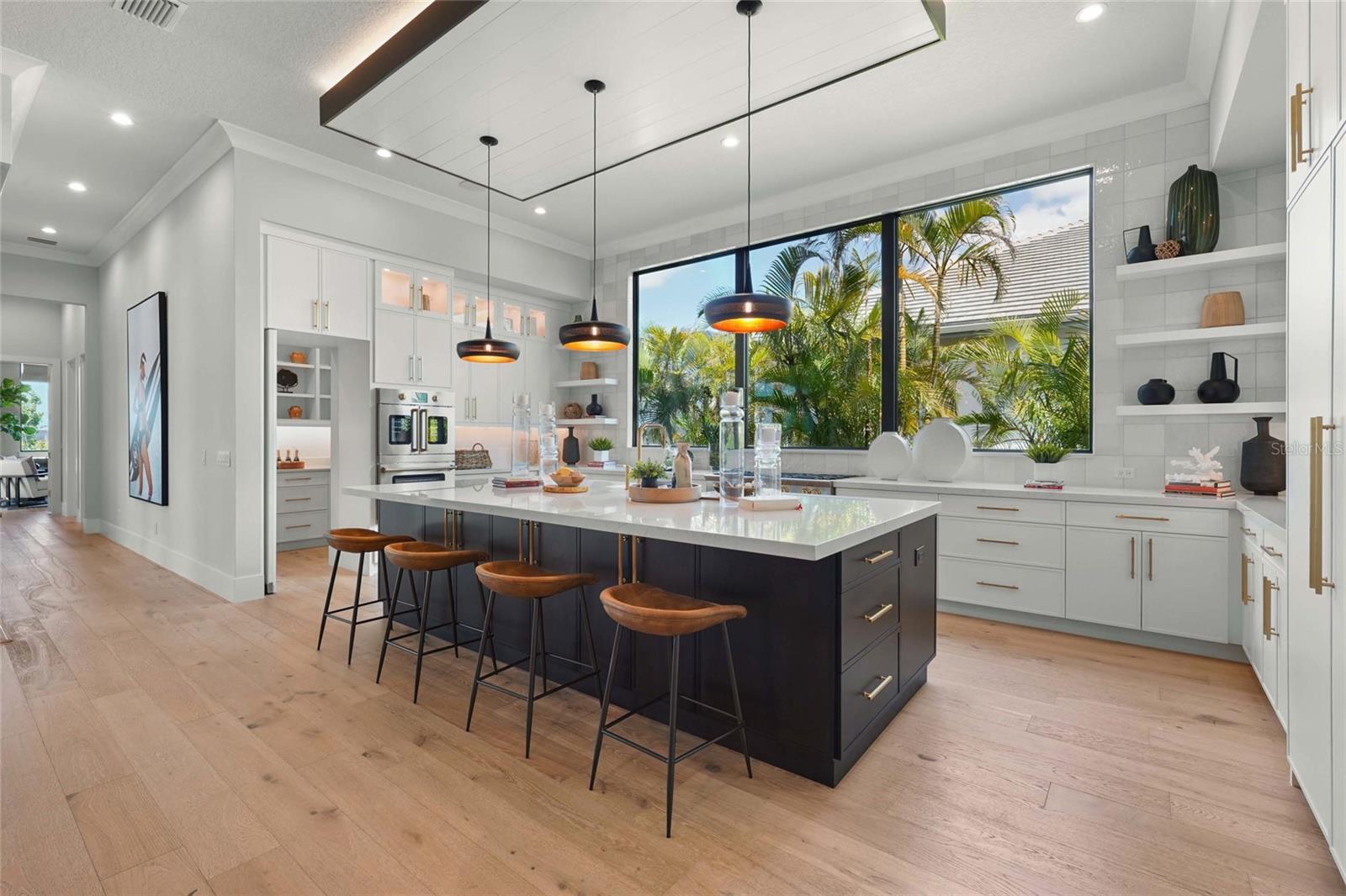 A4653436 Property Photo