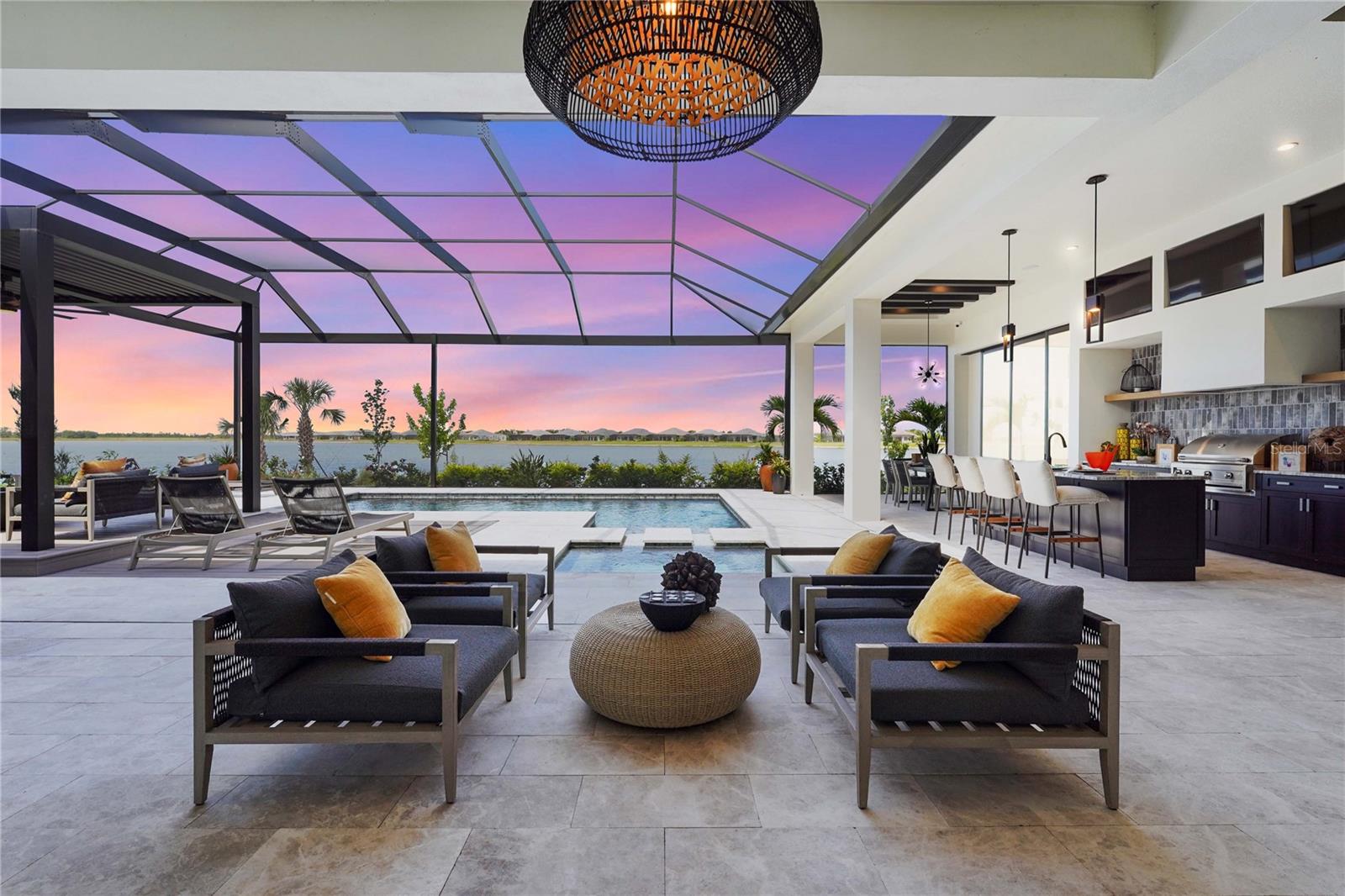 A4653436 Property Photo