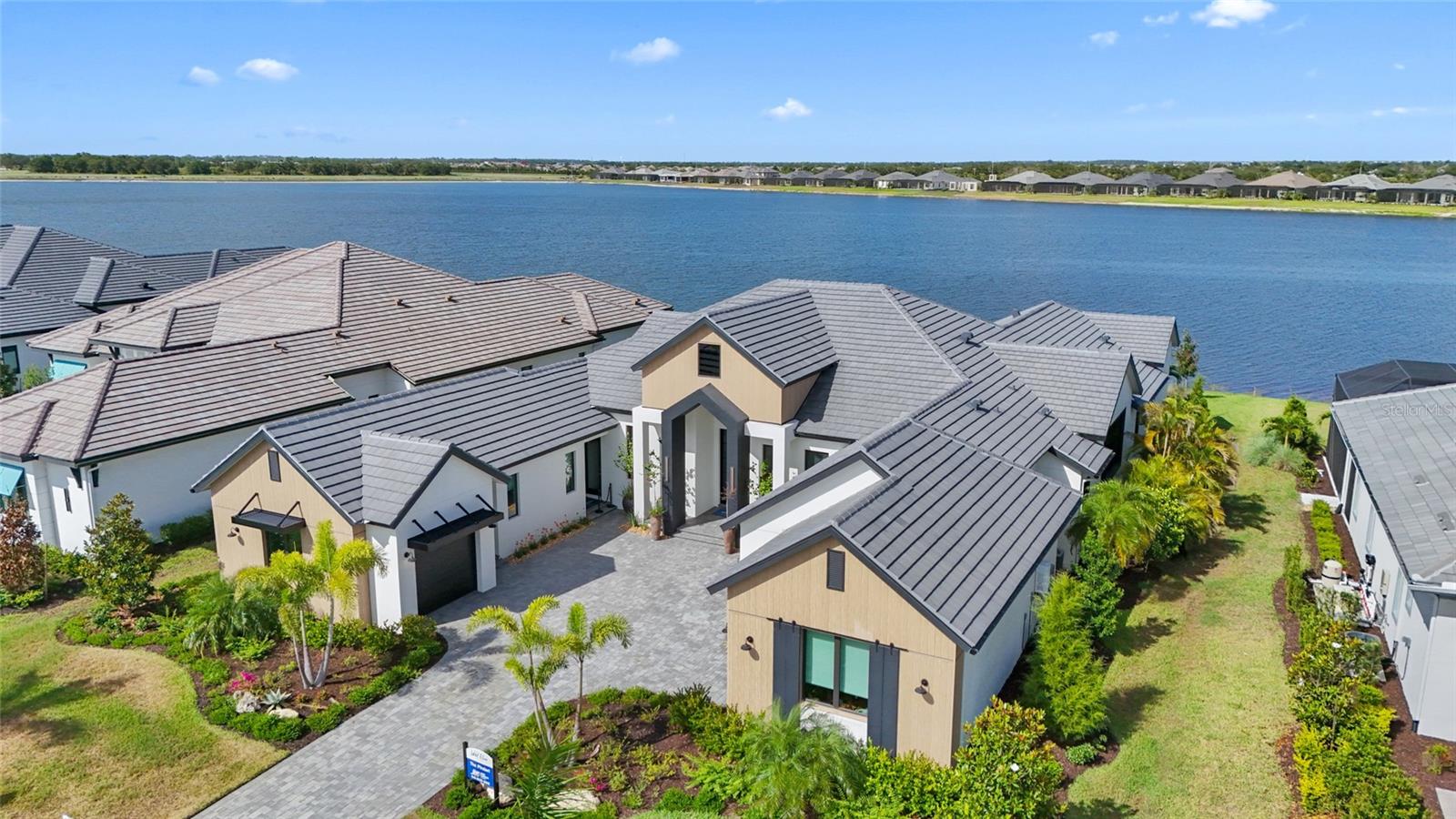 A4653436 Property Photo