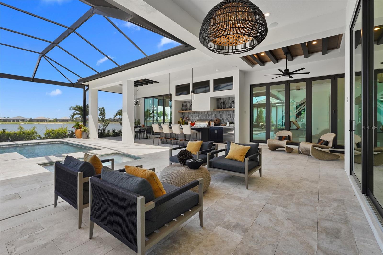 A4653436 Property Photo