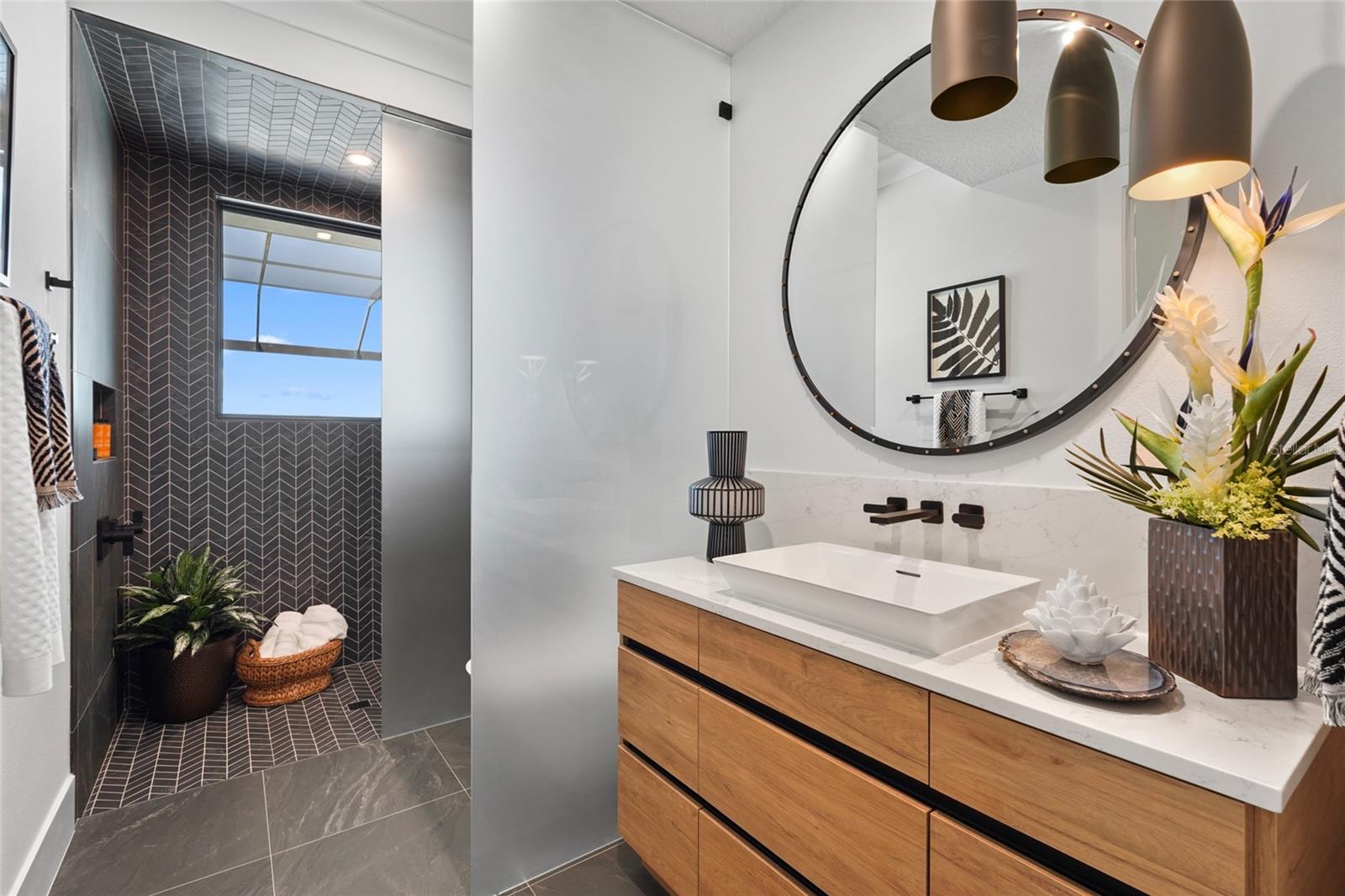 A4653436 Property Photo