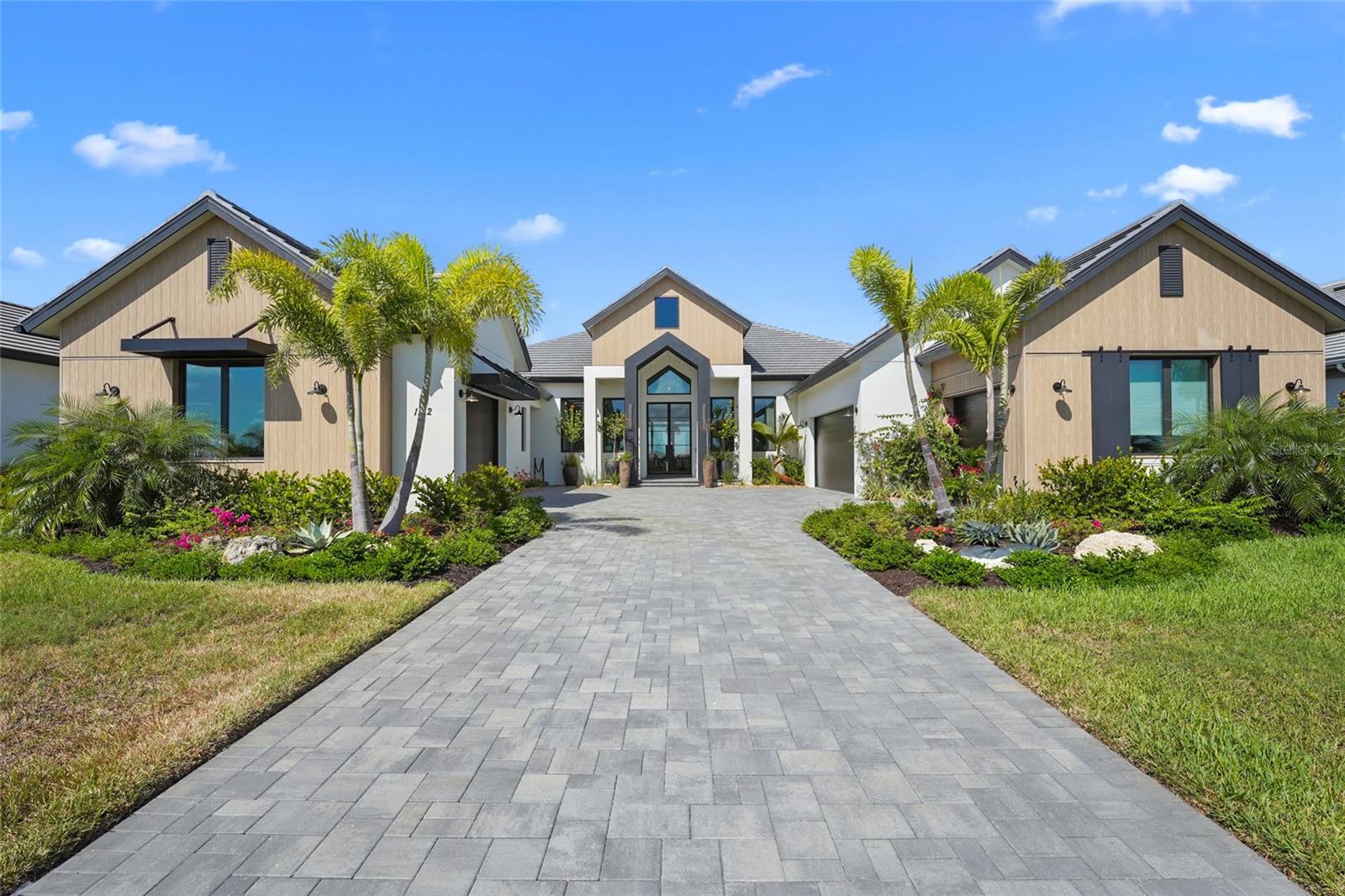 A4653436 Property Photo