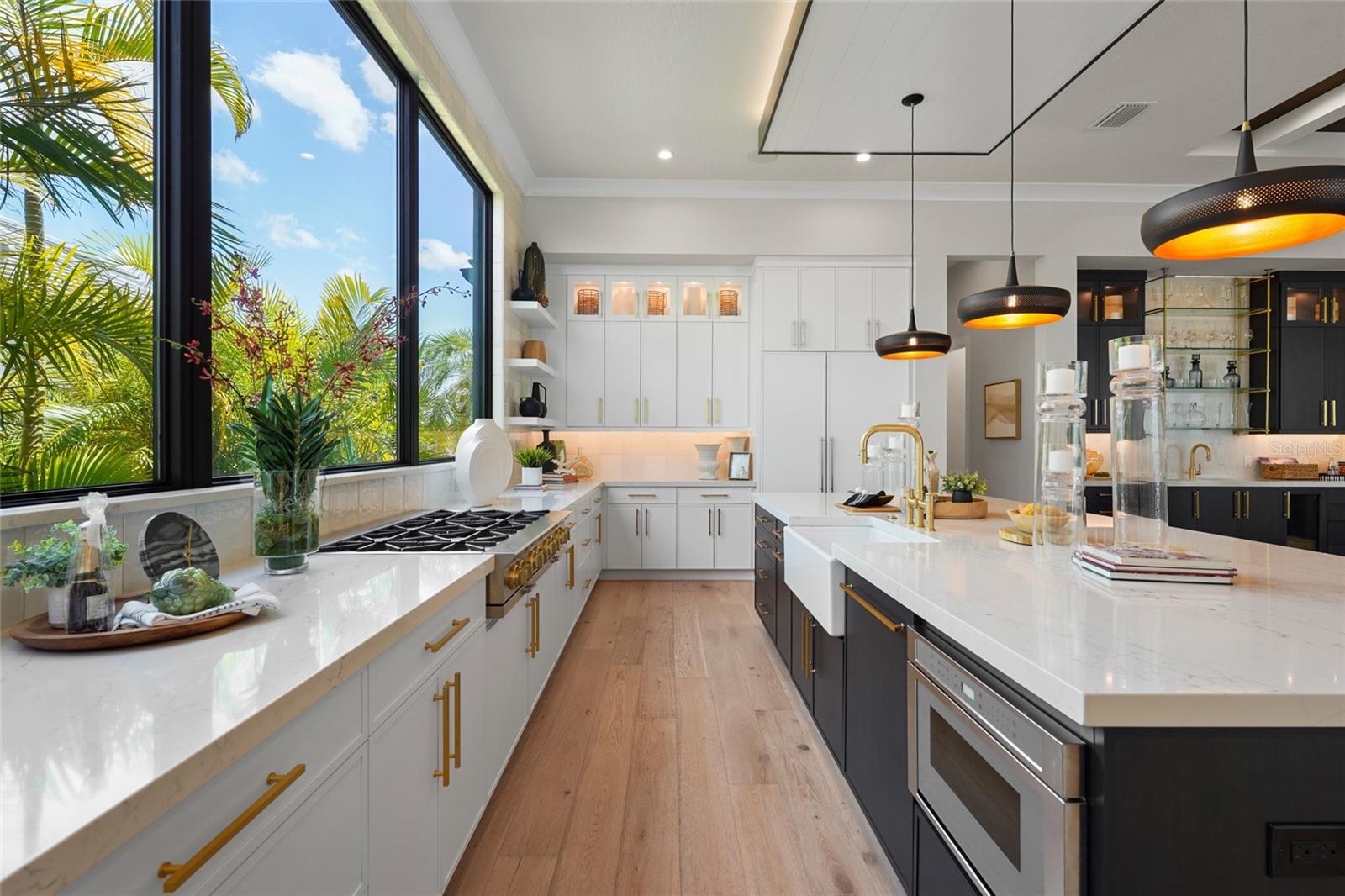 A4653436 Property Photo