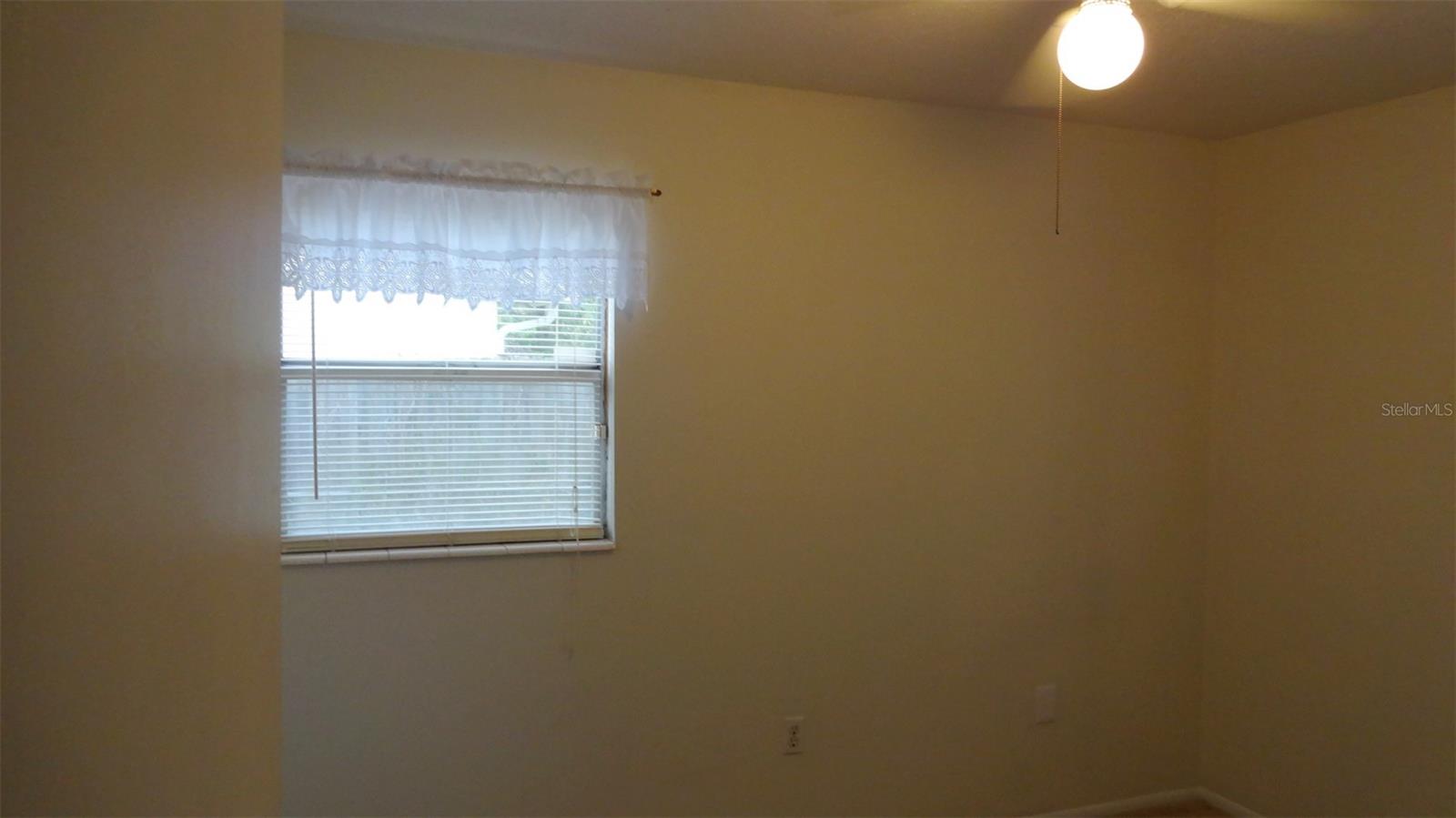 1045 PRINCEWOOD DR, ORLANDO, FL, 32810