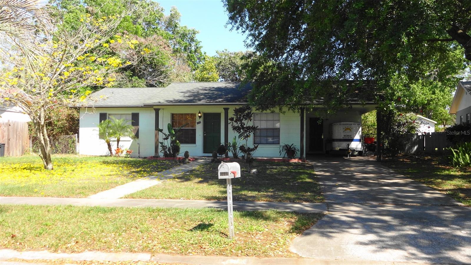 1045 PRINCEWOOD DR, ORLANDO, FL, 32810