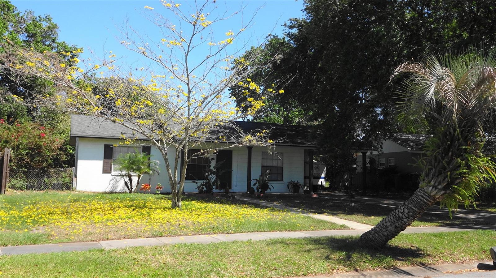 1045 PRINCEWOOD DR, ORLANDO, FL, 32810