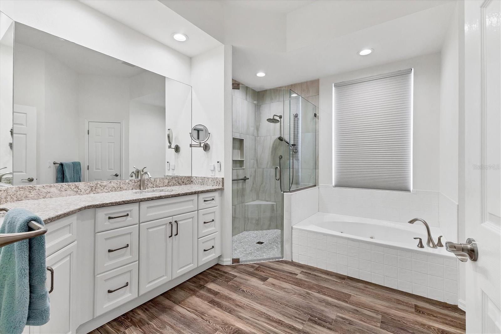 A4653441 Property Photo