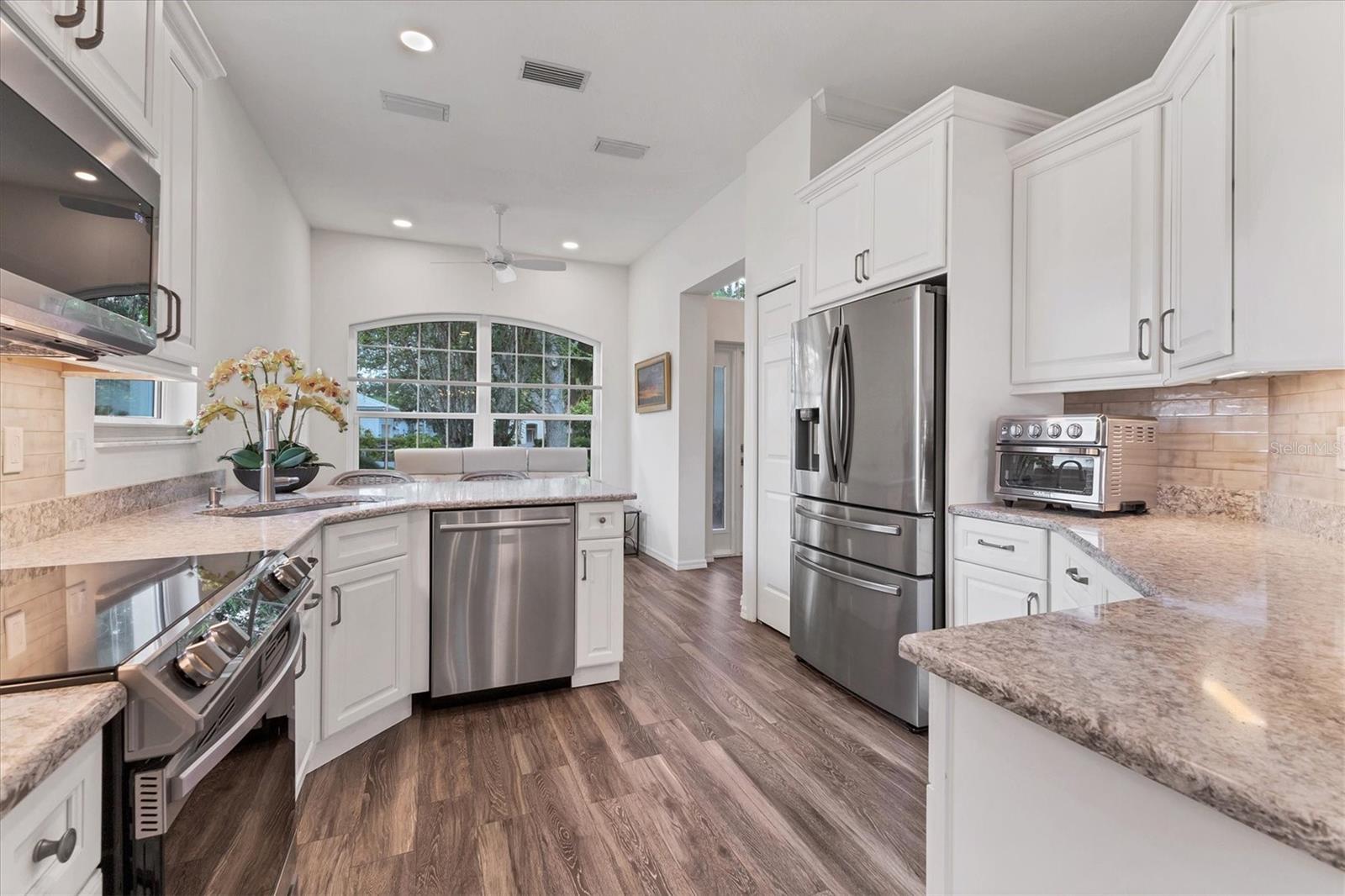 A4653441 Property Photo