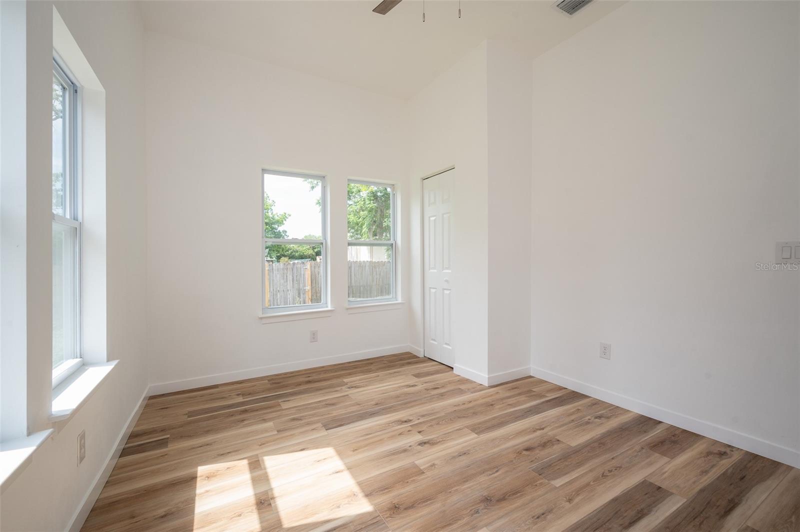 18996 CHARLOTTE AVE, BROOKER, FL, 32622