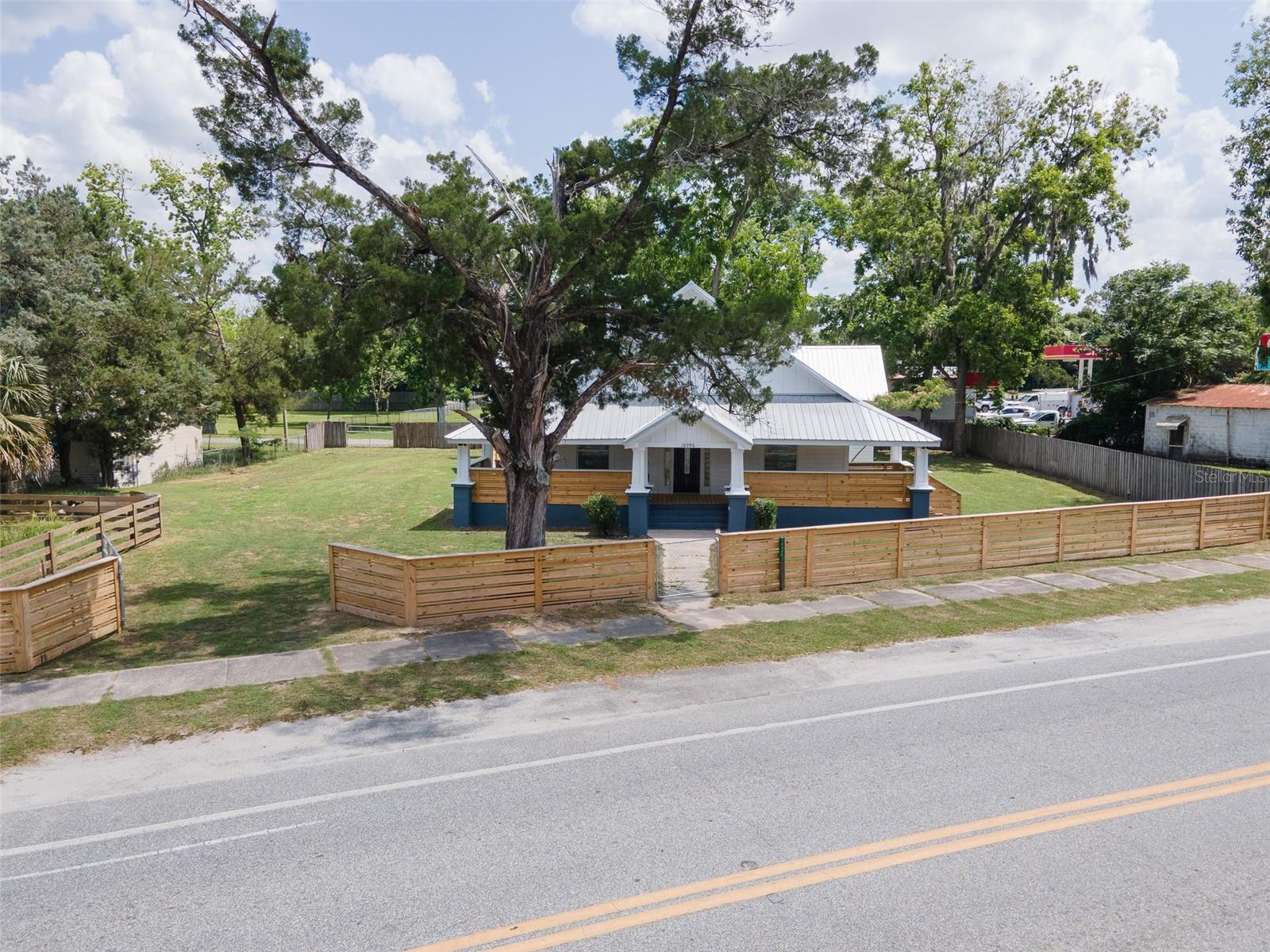 18996 CHARLOTTE AVE, BROOKER, FL, 32622