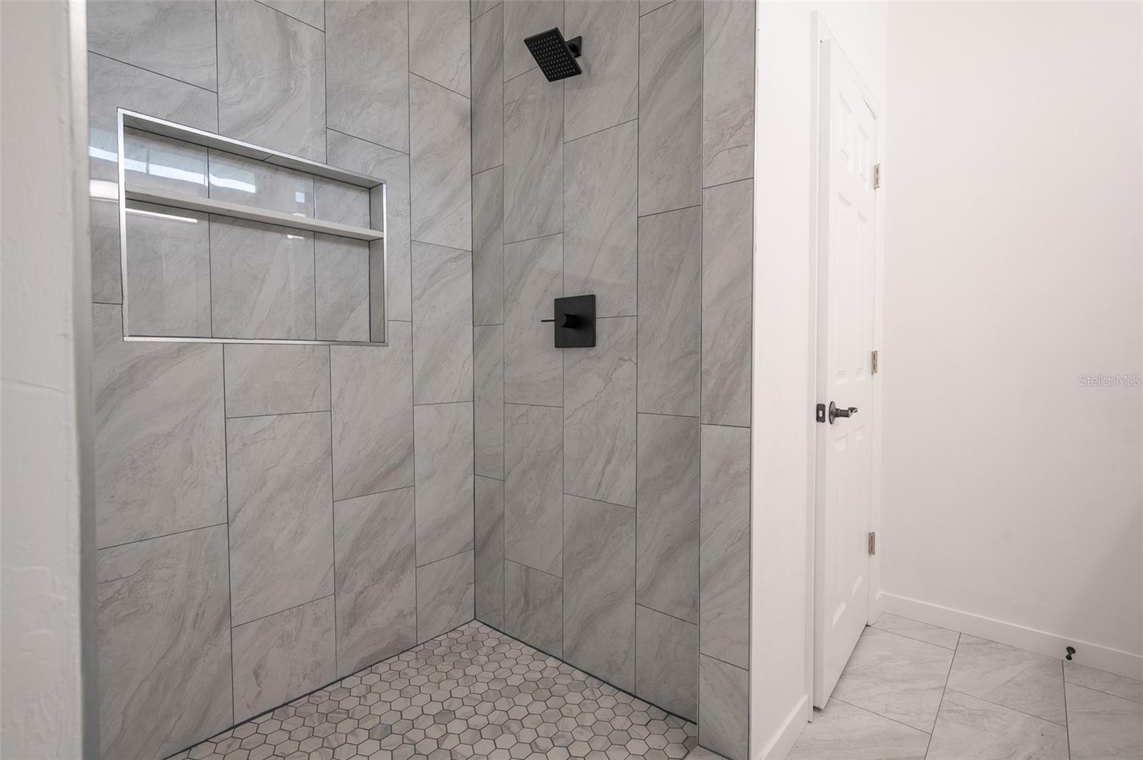 18996 CHARLOTTE AVE, BROOKER, FL, 32622