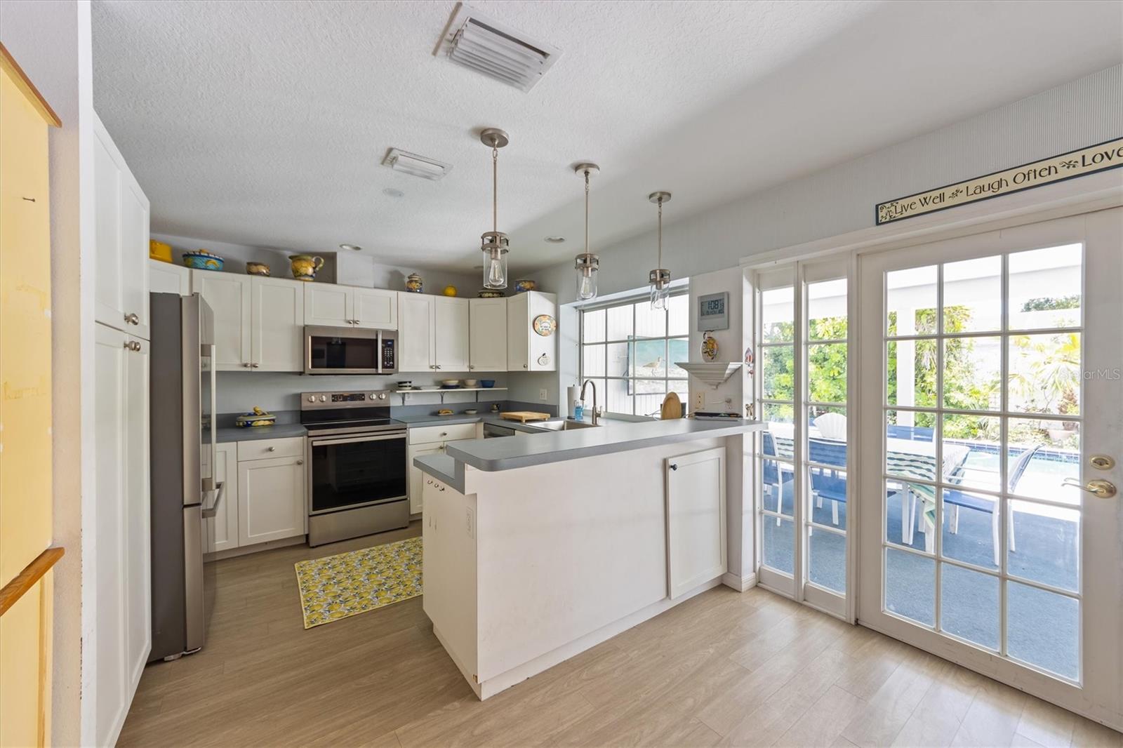 6203 11TH AVE W, BRADENTON, FL, 34209