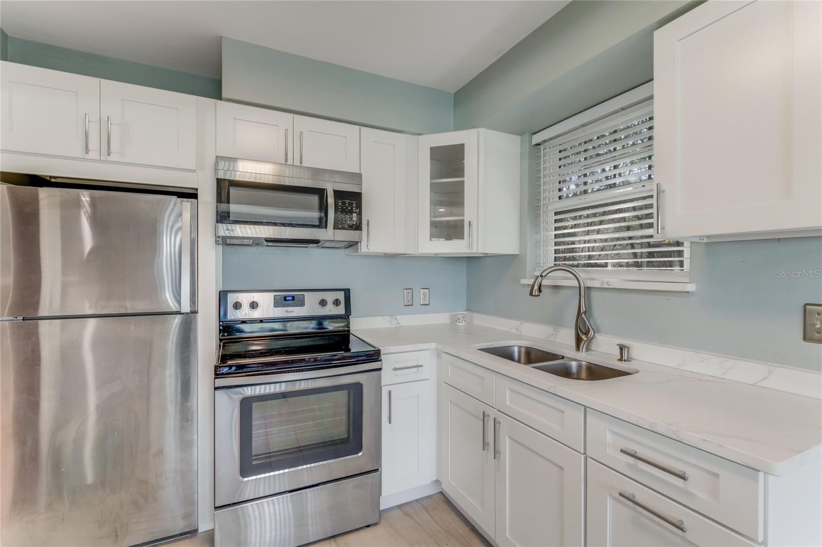 355 HARTFORD AVE, DAYTONA BEACH, FL, 32118