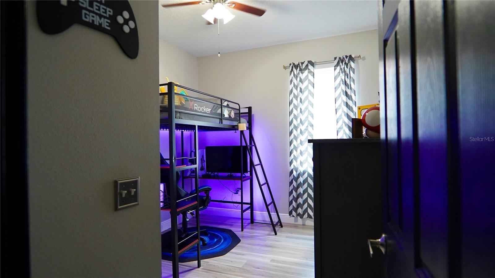 1025 BELVOIR DR, KISSIMMEE, FL, 34744