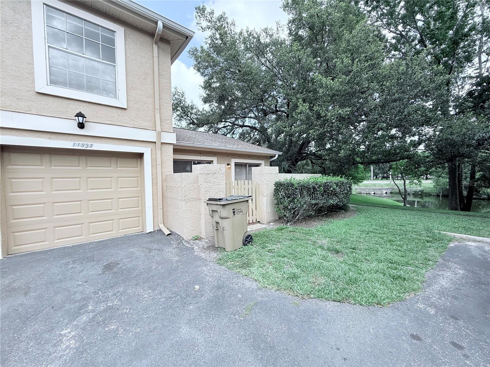 11893 RAINTREE DR, TEMPLE TERRACE, FL, 33617