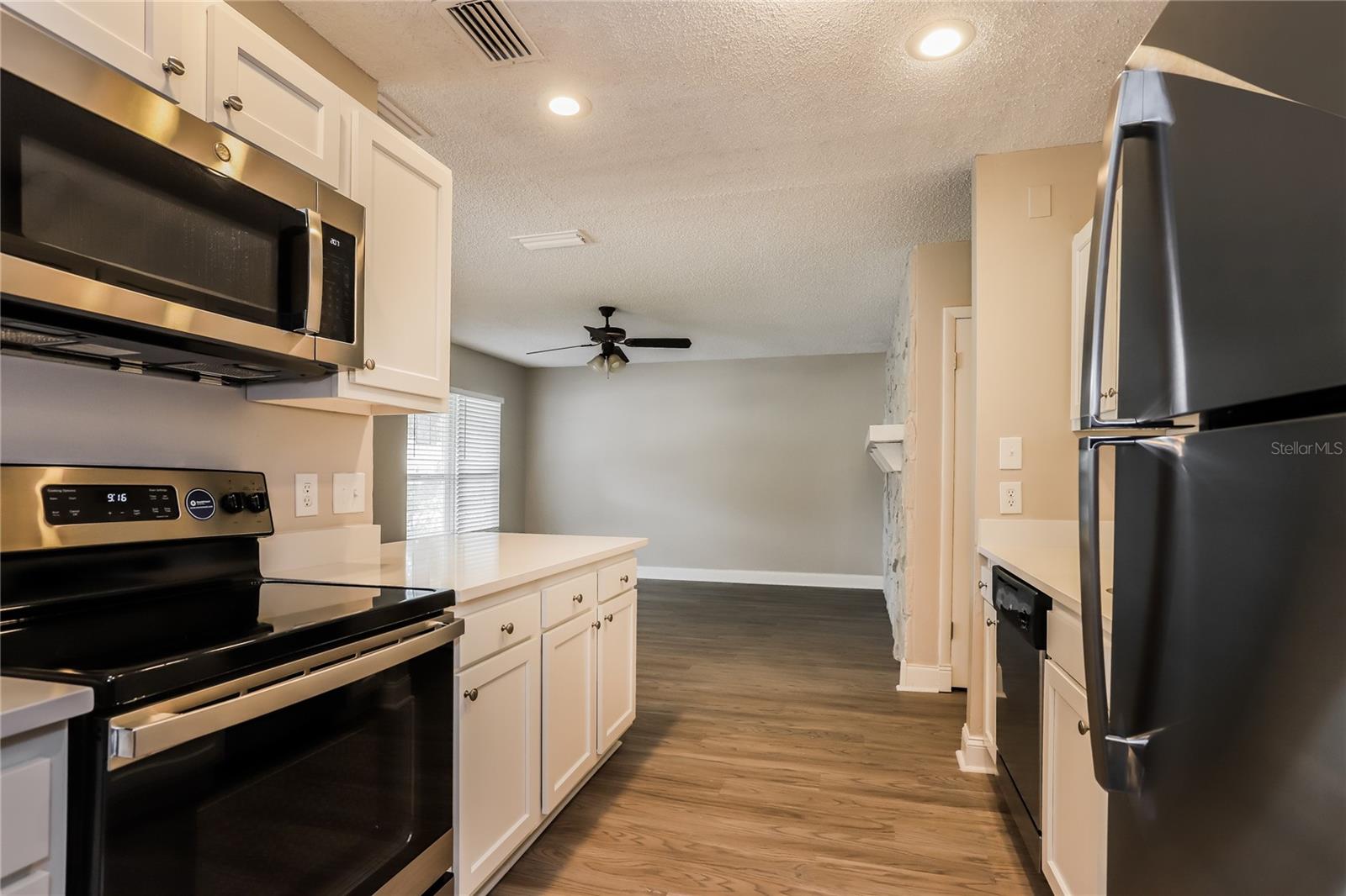 1972 DODGE CIR, CLEARWATER, FL, 33760