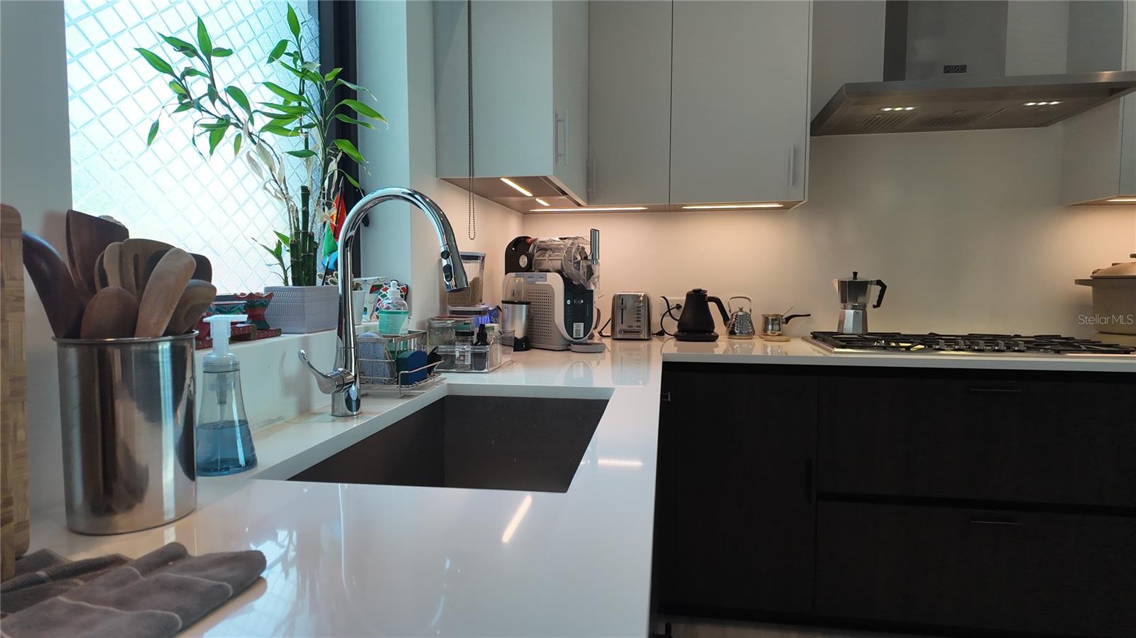 PR9113766 Property Photo