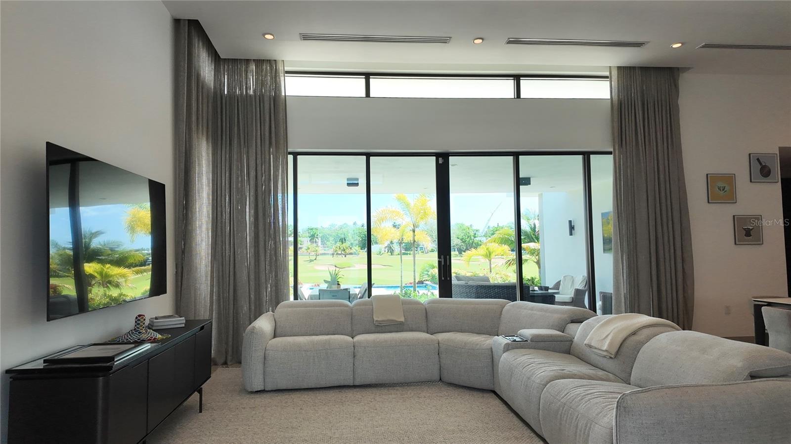 PR9113766 Property Photo