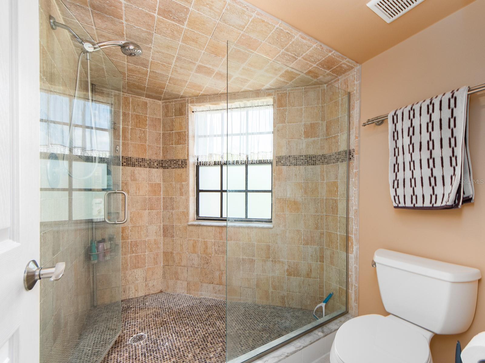 3455 COUNTRYSIDE BLVD #101, CLEARWATER, FL, 33761