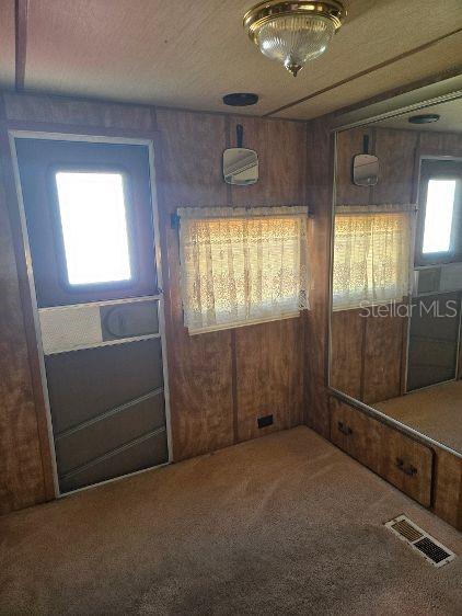 D6142458 Property Photo