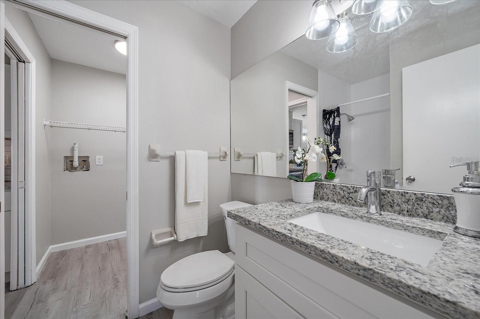 400 E BAFFIN DR, VENICE, FL, 34293