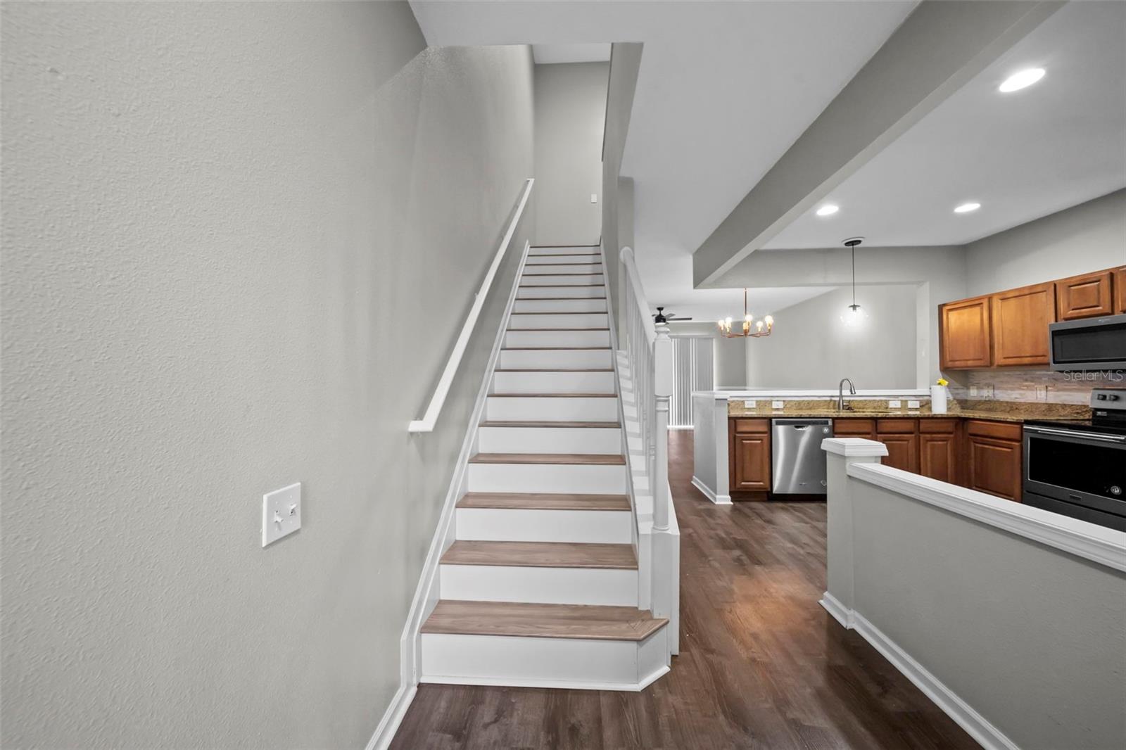 26614 CASTLEVIEW WAY, WESLEY CHAPEL, FL, 33544