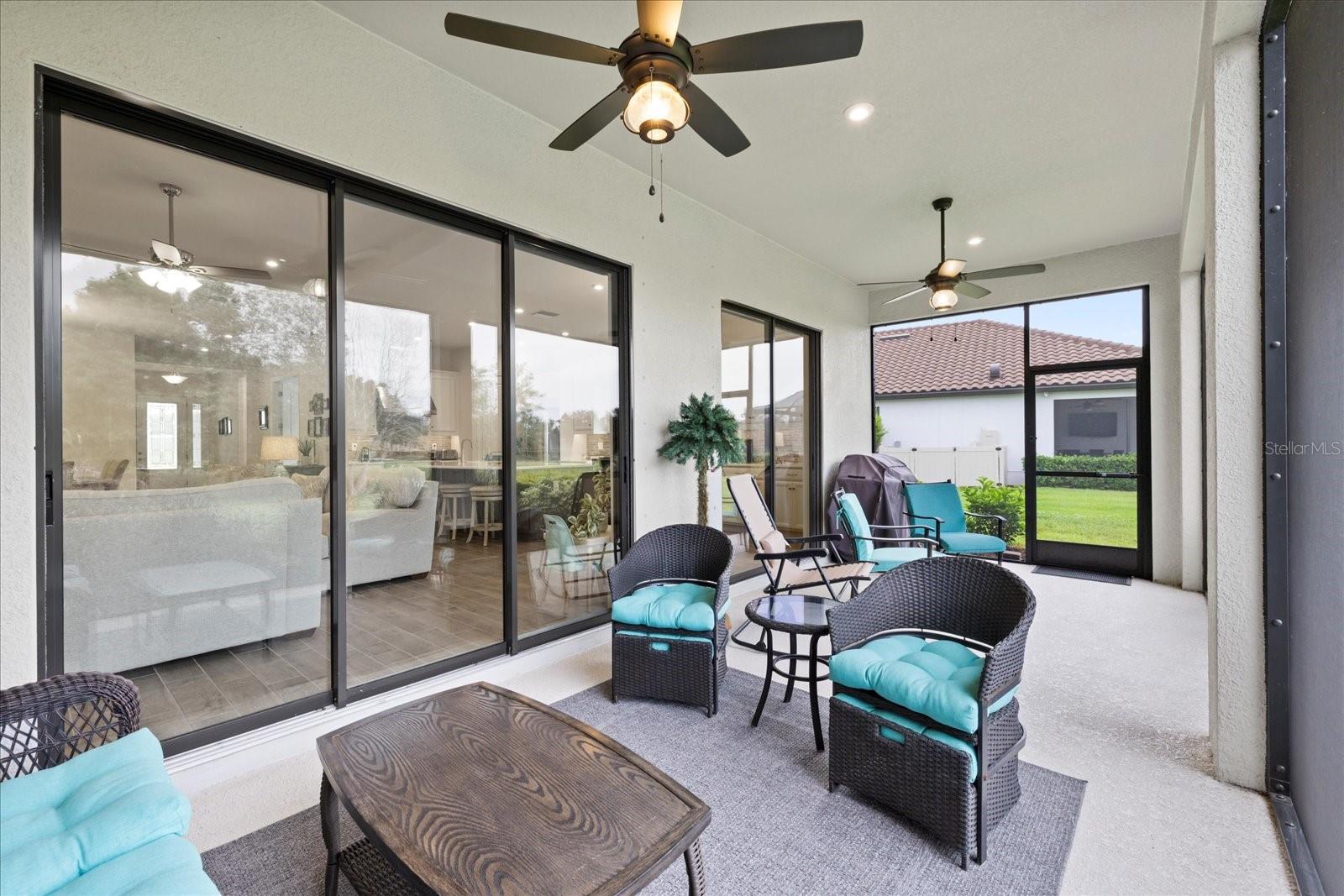 Lanai closed door view