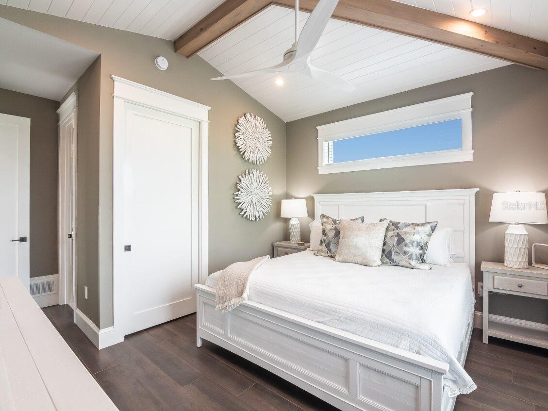 A4653482 Property Photo