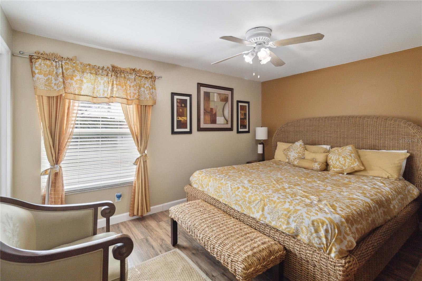 2524 ALBION AVE, ORLANDO, FL, 32833