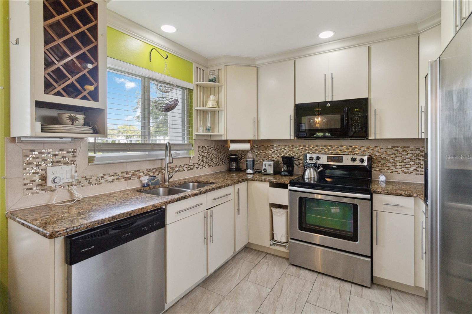 2524 ALBION AVE, ORLANDO, FL, 32833