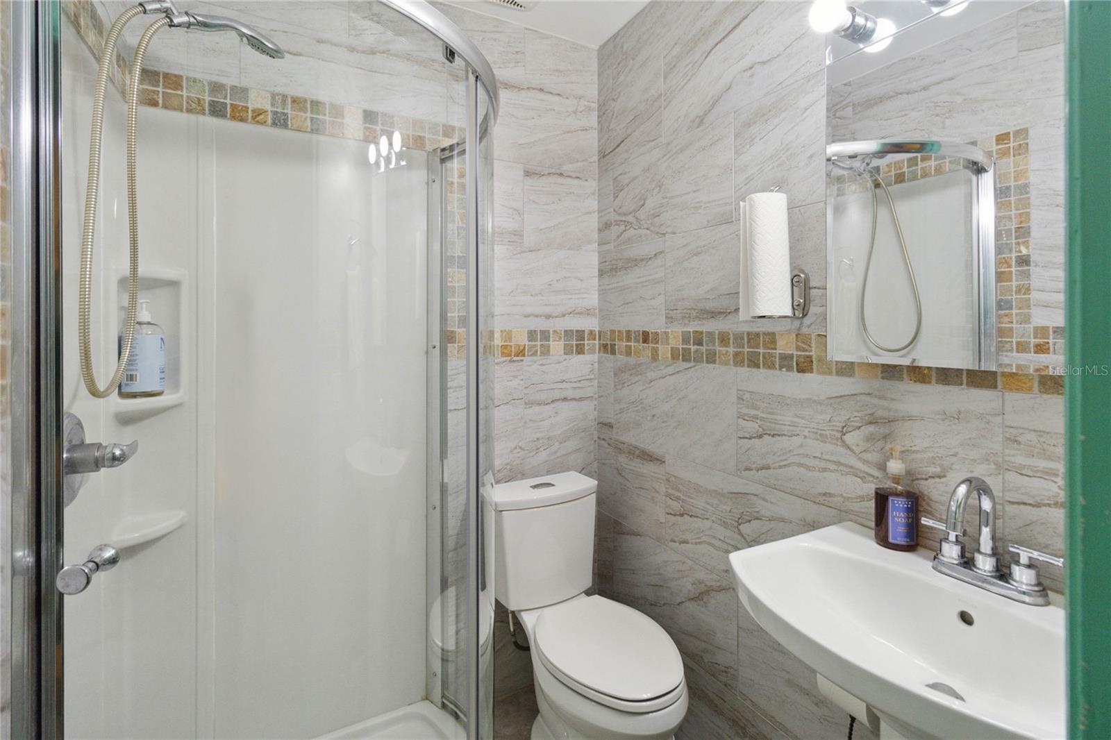 2524 ALBION AVE, ORLANDO, FL, 32833